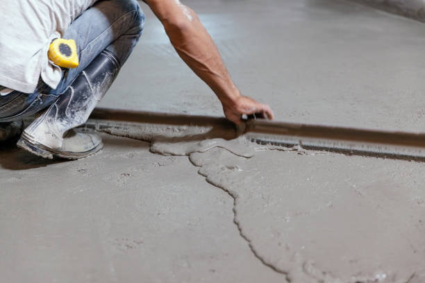 Best Commercial Concrete Services in Kenwood Estates, FL