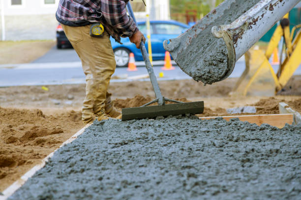 Best Concrete Driveway Installation in Kenwood Estates, FL